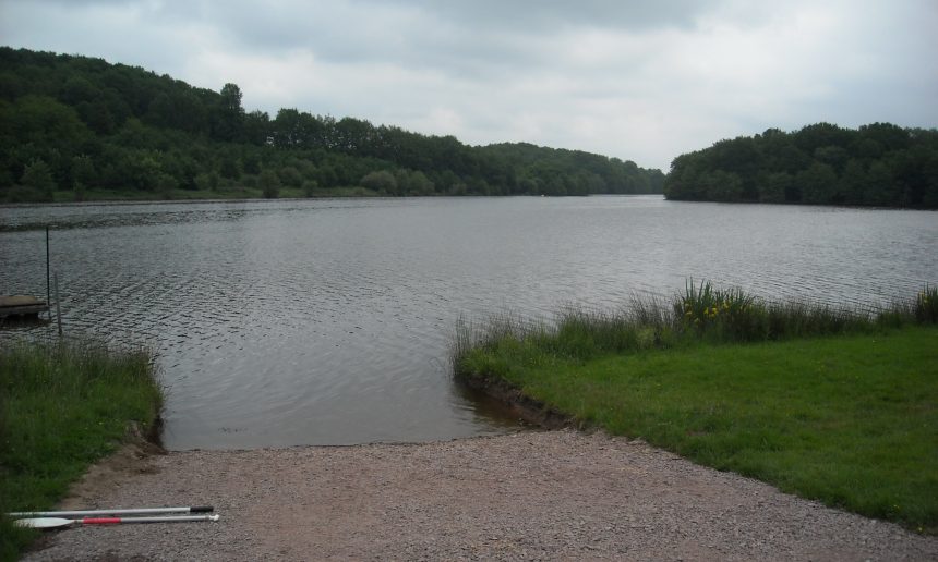 tour du plan d'eau de vieure