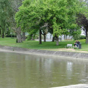 La rivière artificielle de Vichy
