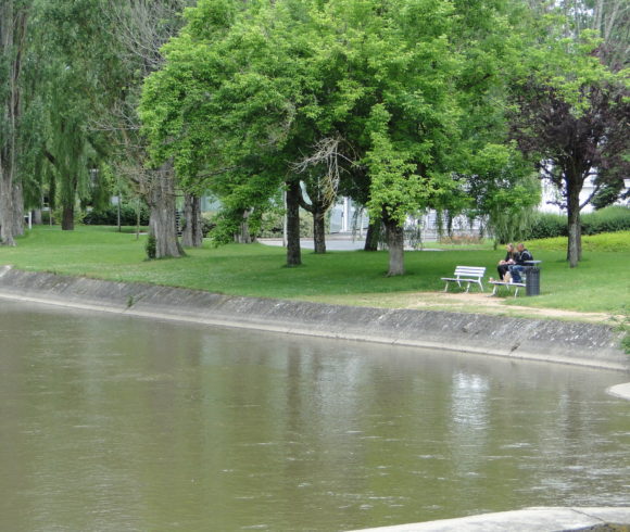 La rivière artificielle de Vichy
