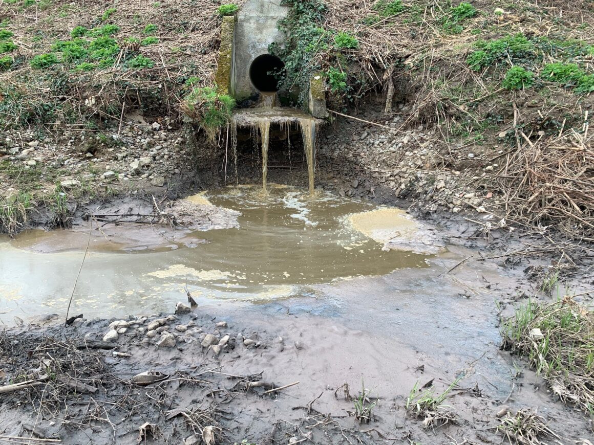 Nouvelle pollution sur le Cher à Montluçon