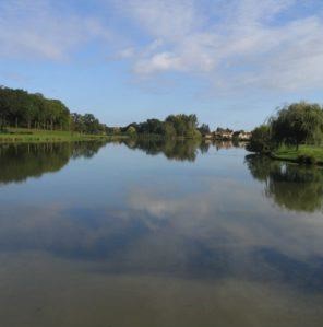 Brocante au plan d’eau de Chapeau le dimanche 05 juin 2022