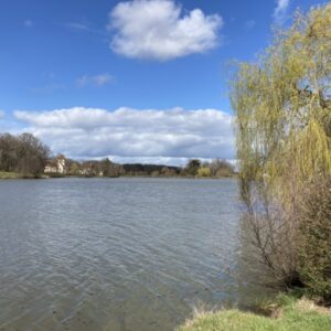 Brocante au plan d’eau de Chapeau le dimanche 28 mai 2023