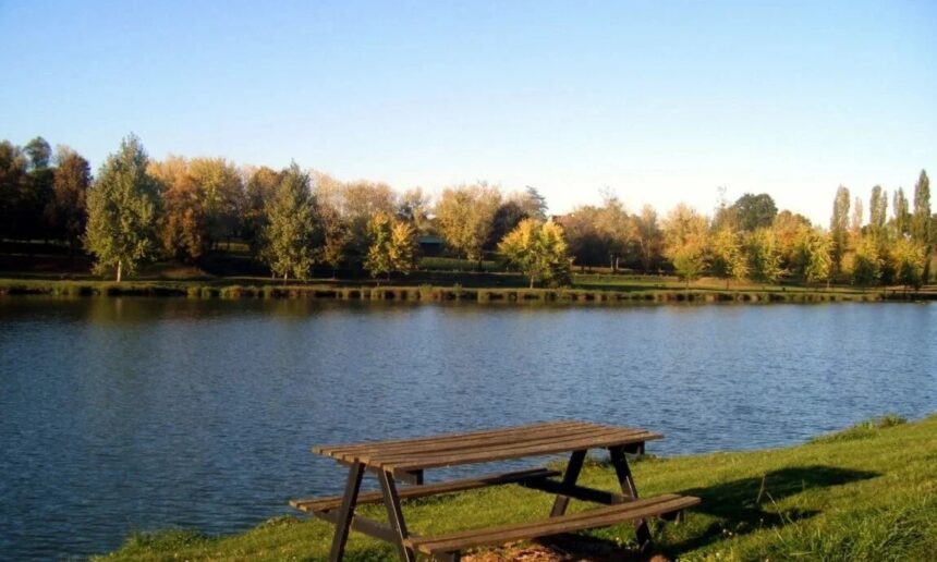 Accès au plan d’eau du Moulin de Saint Gérand de Vaux les 23 et 24 août 2025