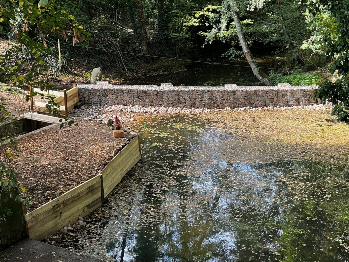 Inauguration des aménagements pour la vidange du plan d’eau de Bezenet Inauguration des aménagements pour la vidange du plan d’eau de Bezenet