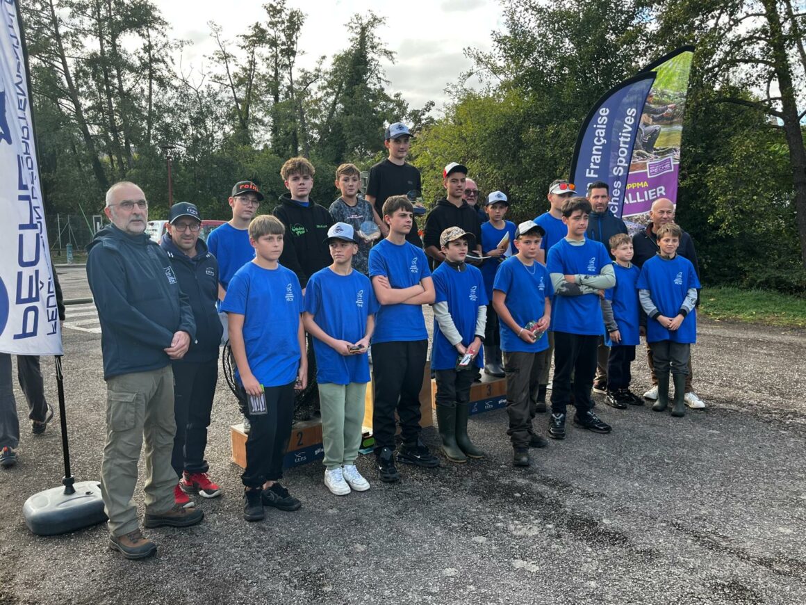 Junior Fishing Tour Leurres : 16 jeunes pêcheurs réunis à Saint-Pourçain-sur-Sioule Junior Fishing Tour Leurres : 16 jeunes pêcheurs réunis à Saint-Pourçain-sur-Sioule